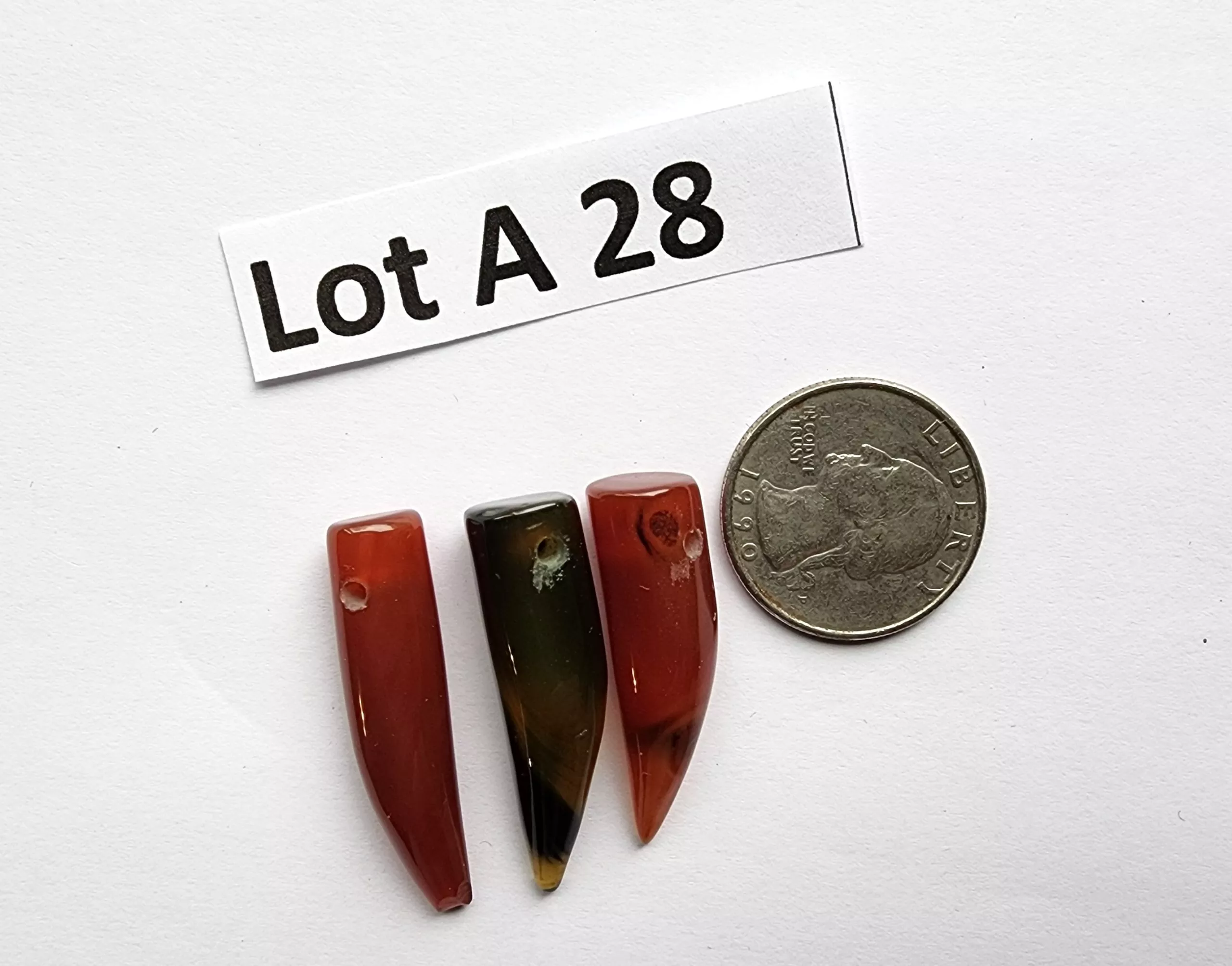 Gemstone Horn shape bead – set 3 lot A 28