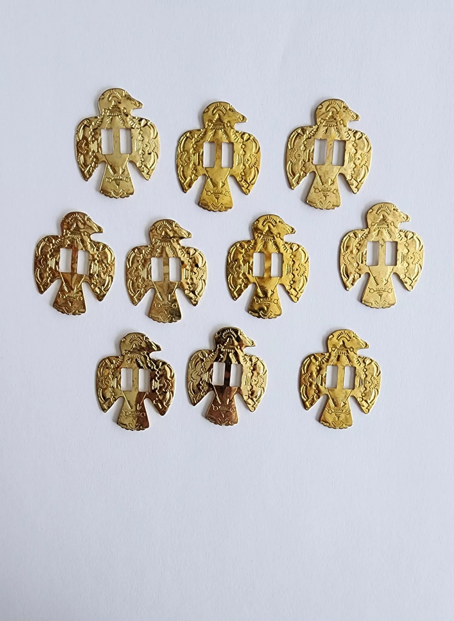 T-Bird Concho – Gold – 10 pieces
