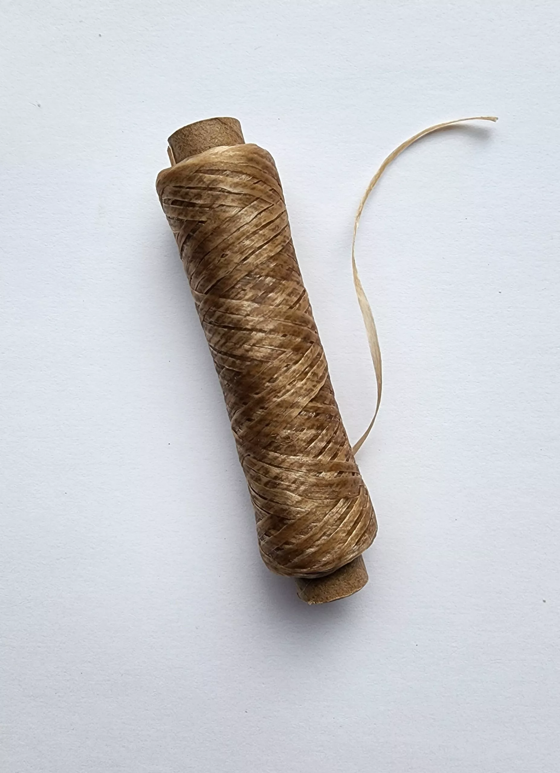US Imitation Sinew Natural 30lb – 45 Yards