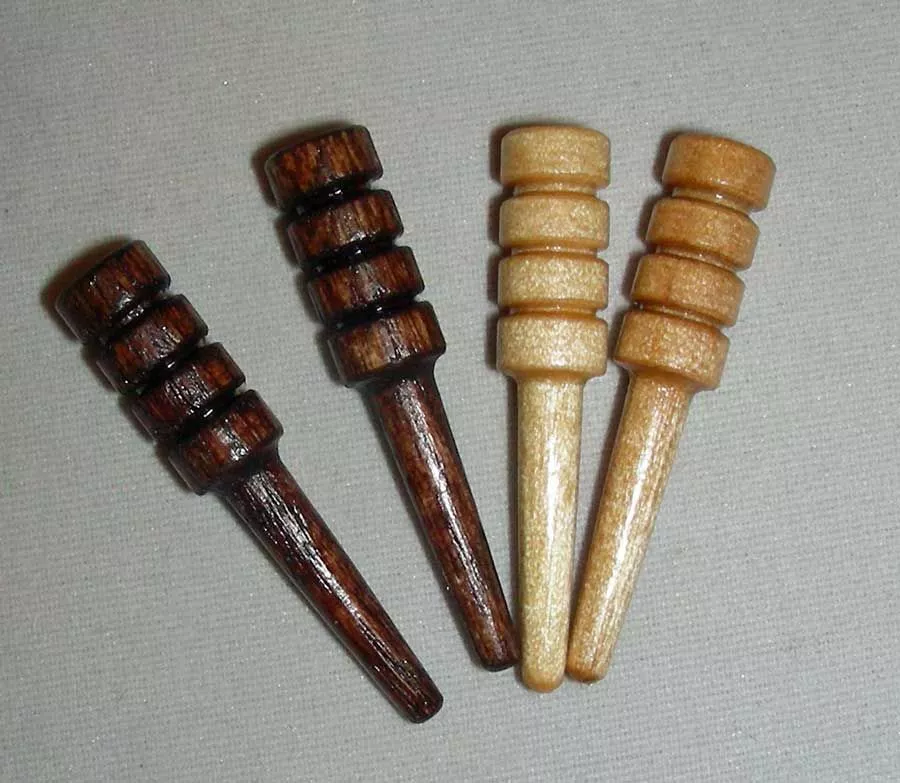 Wood Varn Cribbage Pegs – 4